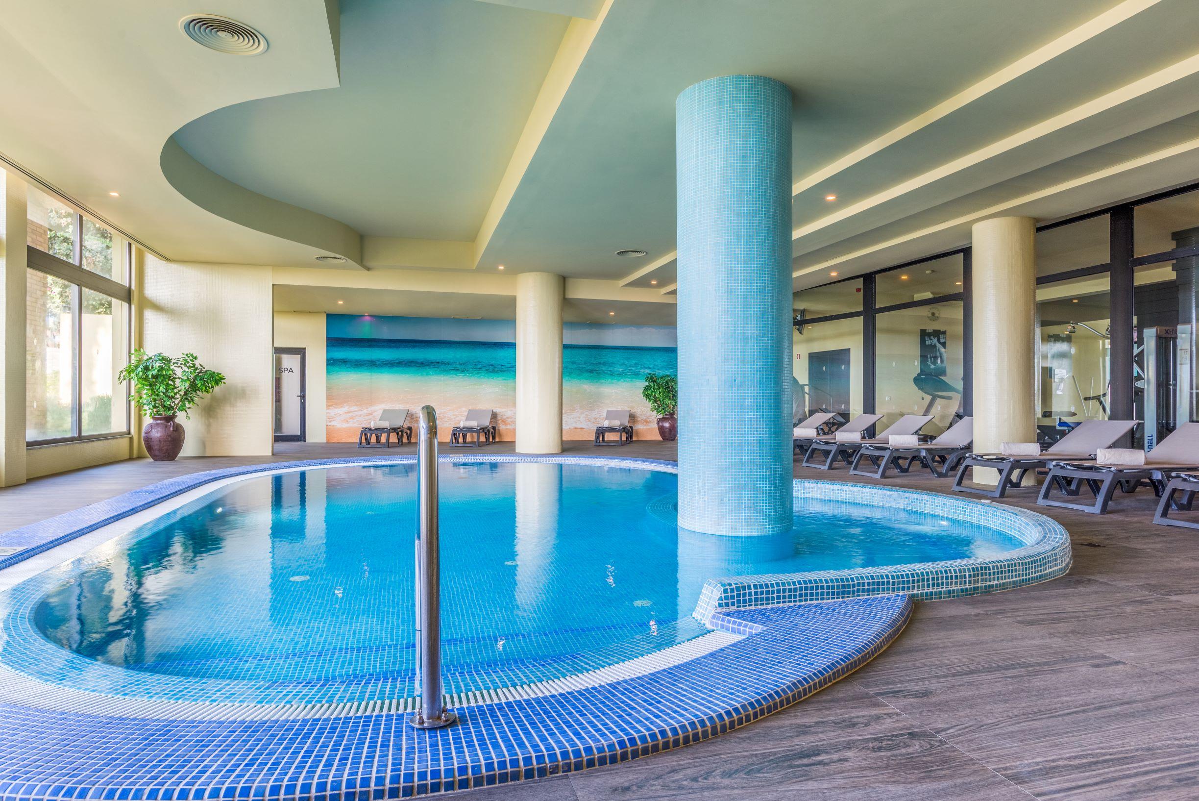 - - Savoy Signature