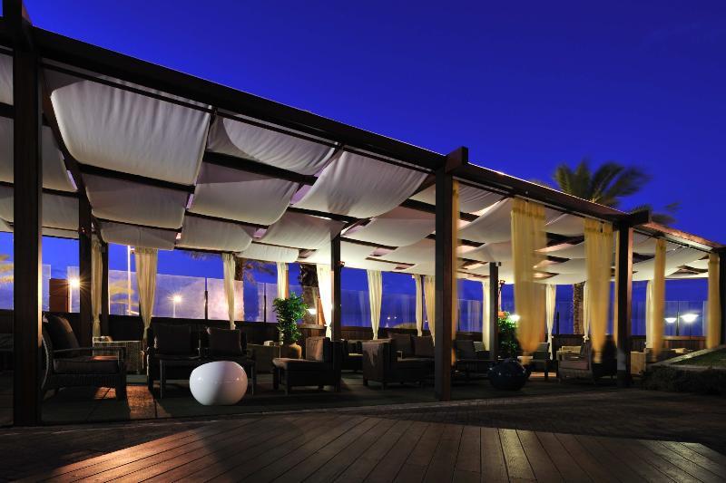 - - Savoy Signature 4* Calheta (Madeira)
