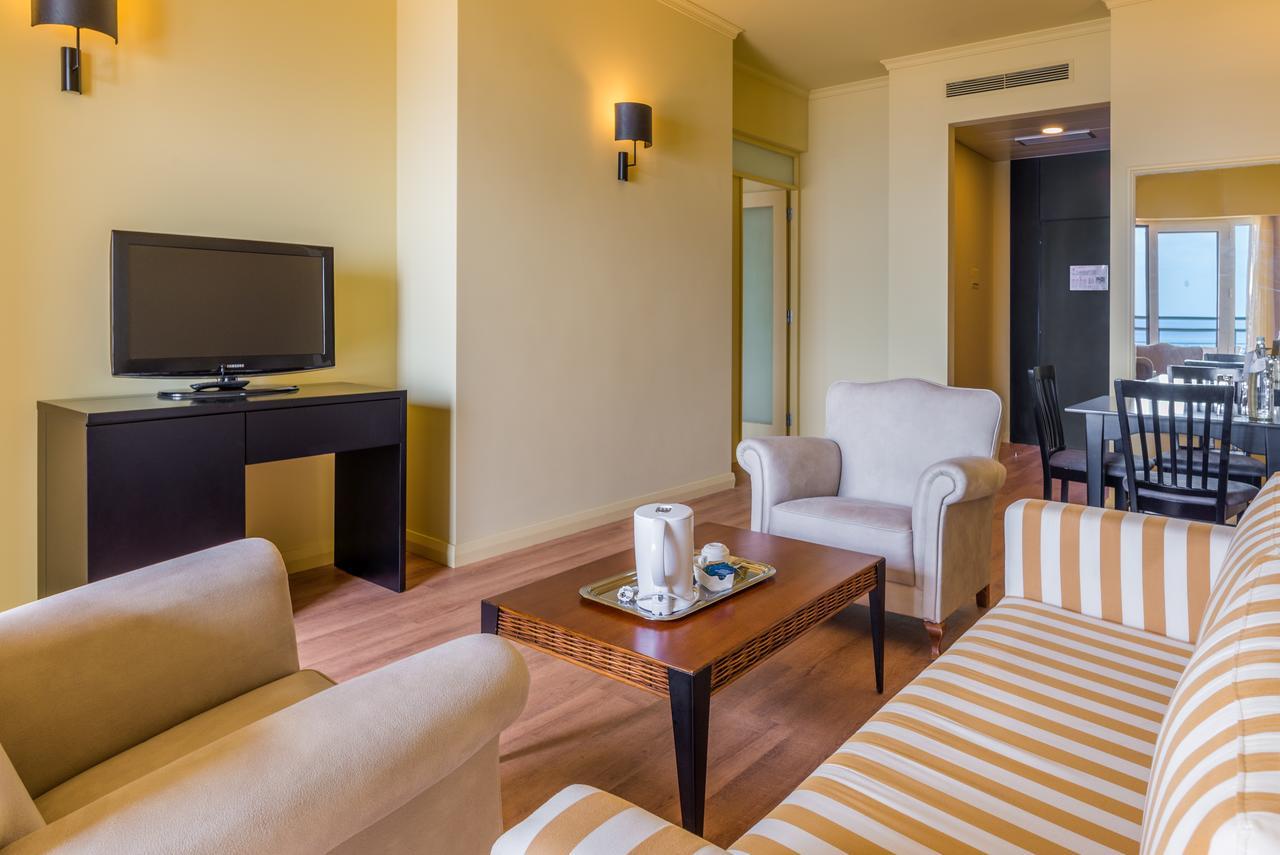 Hotel - - Savoy Signature 4*