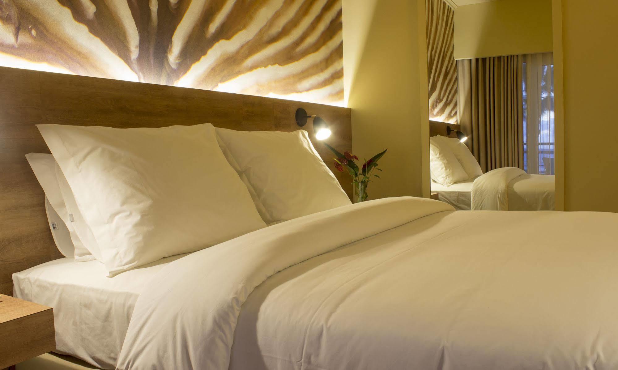 Hotel - - Savoy Signature Calheta (Madeira)